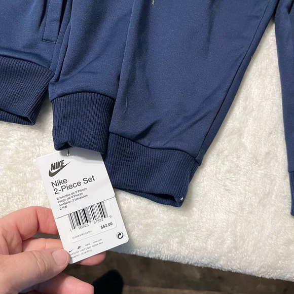 Nike Blue and Orange Joggers with Athletic Trim 4-5 Years Old - Picture 4 of 8